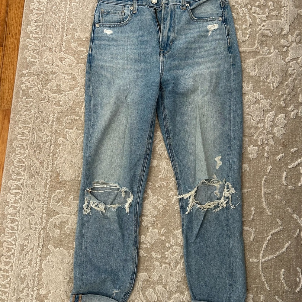 American Eagle Outfitters Light Blue Boyfriend Jeans